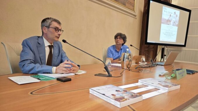 Grazia Deledda vista da Claudio Saltarelli: "Odiata da Pirandello e Benedetto Croce, aveva dato alla sua cornacchia il nome della madre"