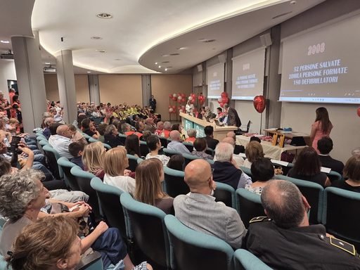Lavoro di squadra e umanità, quante storie ruotano intorno a un salvataggio col defibrillatore: le emozioni del Memorial Saltarelli AUDIO e FOTO