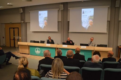 Monsignor Fisichella chiude il Fol in Fest: "La speranza ci accompagni sempre nella nostra risalita, come dal Purgatorio al Paradiso"