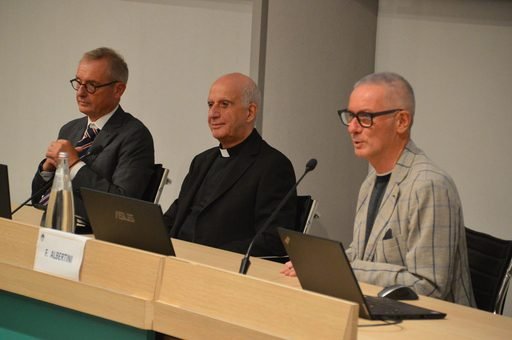 Monsignor Fisichella chiude il Fol in Fest: "La speranza ci accompagni sempre nella nostra risalita, come dal Purgatorio al Paradiso"