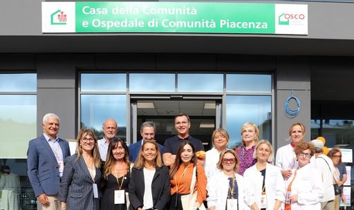 Oltre 200 cittadini al primo open day della Casa della comunità Belvedere