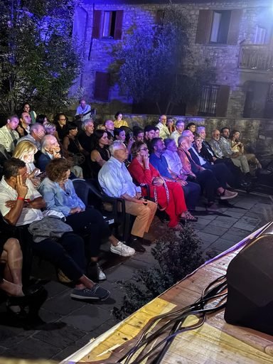Pecorara festeggia Fabrizio Bertola; “Imprenditore illuminato, amico e benefattore del territorio”