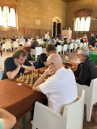 Scacchi, oltre cento giocatori a Palazzo Gotico per il quarto Semilampo Internazionale "Città di Piacenza"