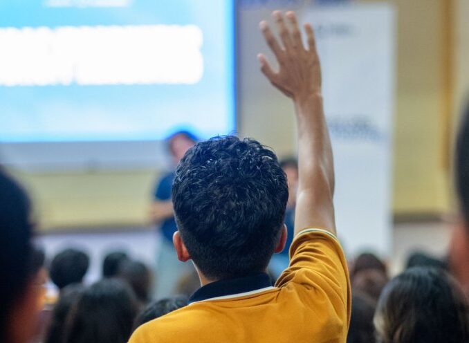Scuola al via, Daniele Novara sull'intelligenza artificiale