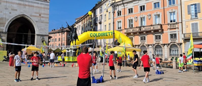Taglio del nastro per il Villaggio Coldiretti, Piazza Cavalli al centro dell’agricoltura e del Made in Italy