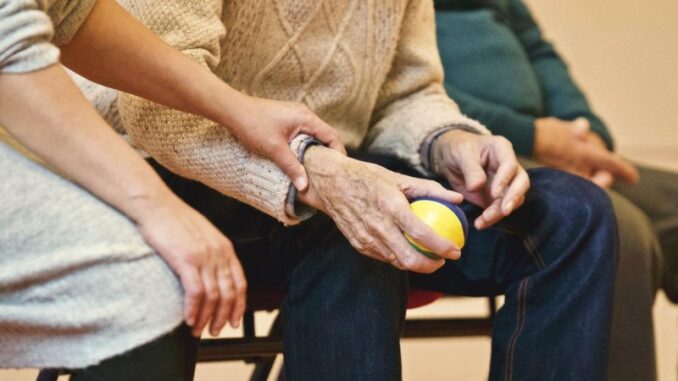 Al via con AMOP i corsi gratuiti per caregiver