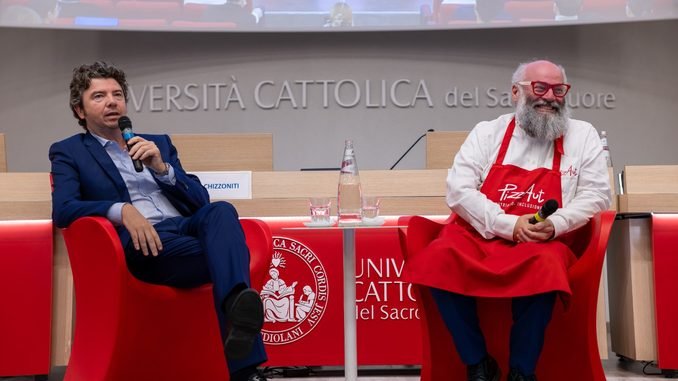 Alla Cattolica la lezione di Nico Acampora: "PizzAut senza l’amore non funziona"