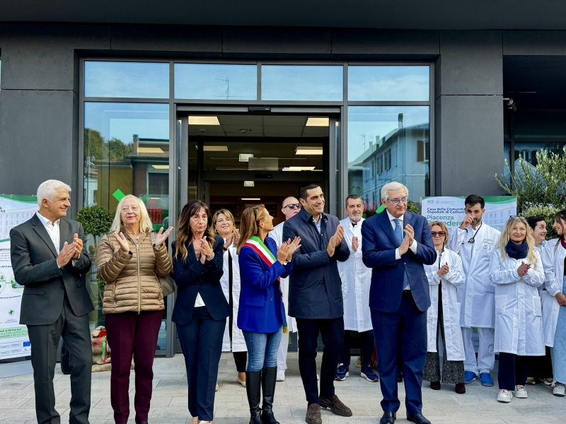 Nasce Piacenza Belvedere, taglio del nastro per l'Ospedale della Comunità: "Un'unica rete di cure per dare risposte più rapide ai cittadini" FOTO e AUDIO