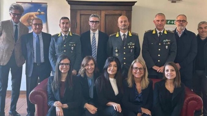 Prevenzione del riciclaggio, guardia di finanza e ordine dei commercialisti insieme per la formazione